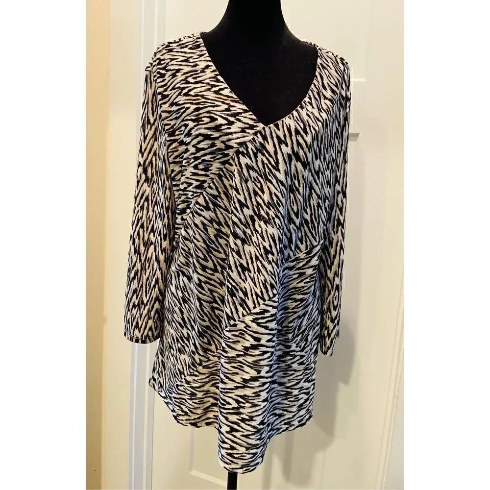 Dana Buchman Women's V Neck 3/4 Sleeves Animal/Zebra Print XL Stretch Tunic Top